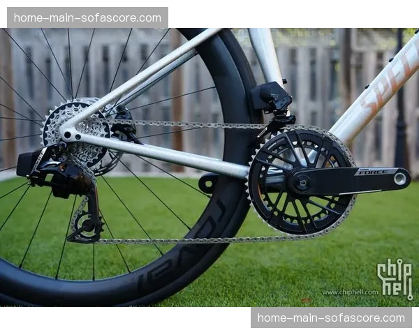 Specialized发布2026款EPIC世界冠军限量版，采用全新轻量化车架技术