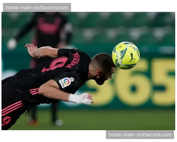 从0-2到3-2:通讯记录奥萨苏纳神奇逆转西班牙人的更衣室故事